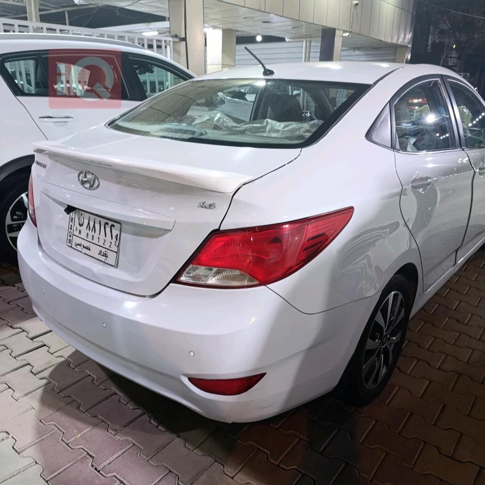 هیوندای ئەکسنت